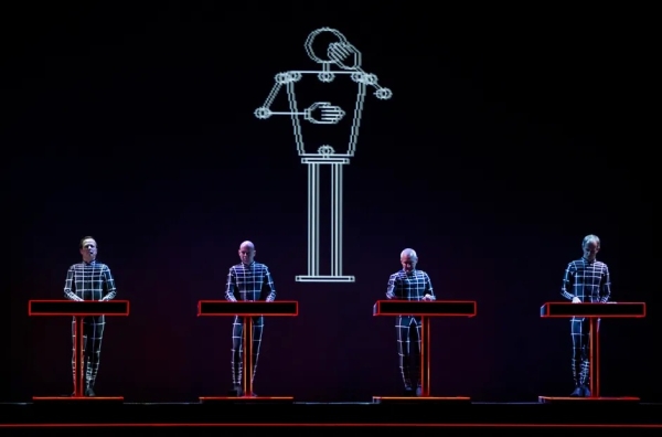 Kraftwerk почтили память Рюити Сакамото. Как это было