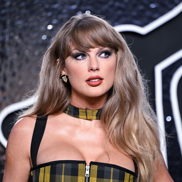 Тейлор Свифт установила новый рекорд на MTV VMA