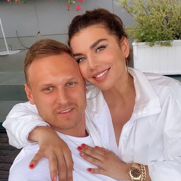 Анна Седокова официально развелась с Янисом Тиммой