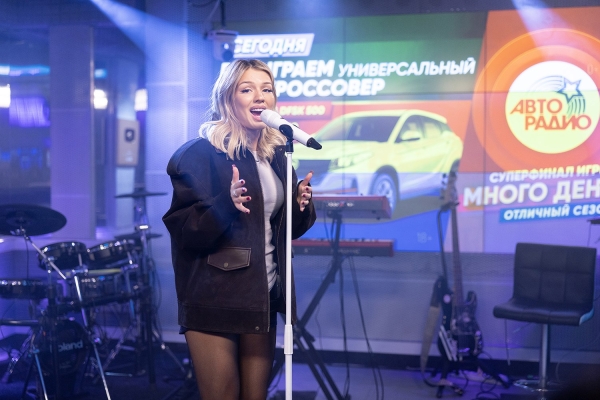 «Запасайтесь попкорном»: Люся Чеботина пригласила на сольный концерт